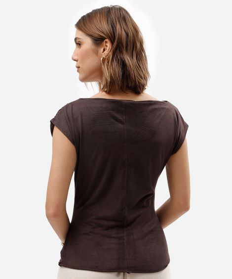 blusa feminina de suede franzida marrom