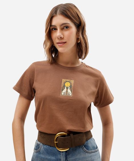 camiseta feminina de algodão manga curta estampada marrom