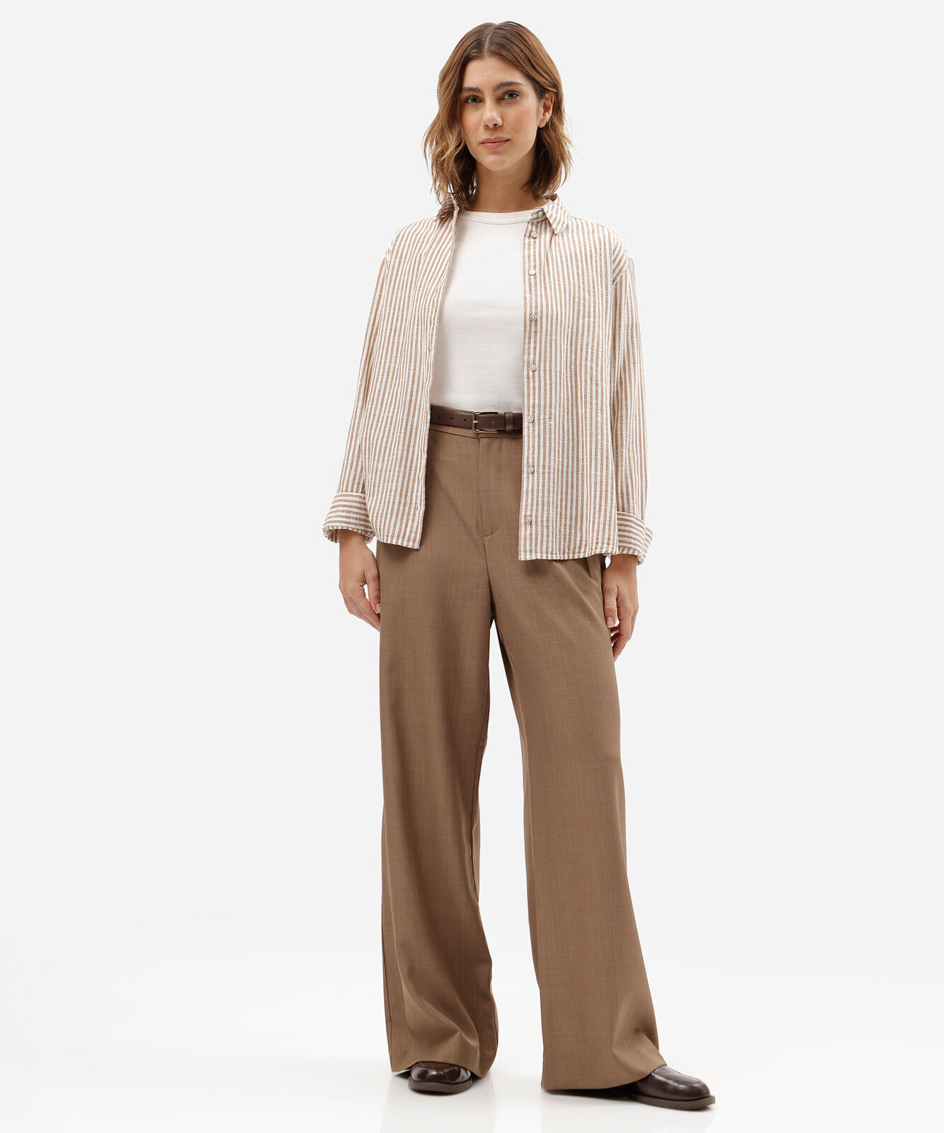 camisa feminina de algodão manga longa listrada bege