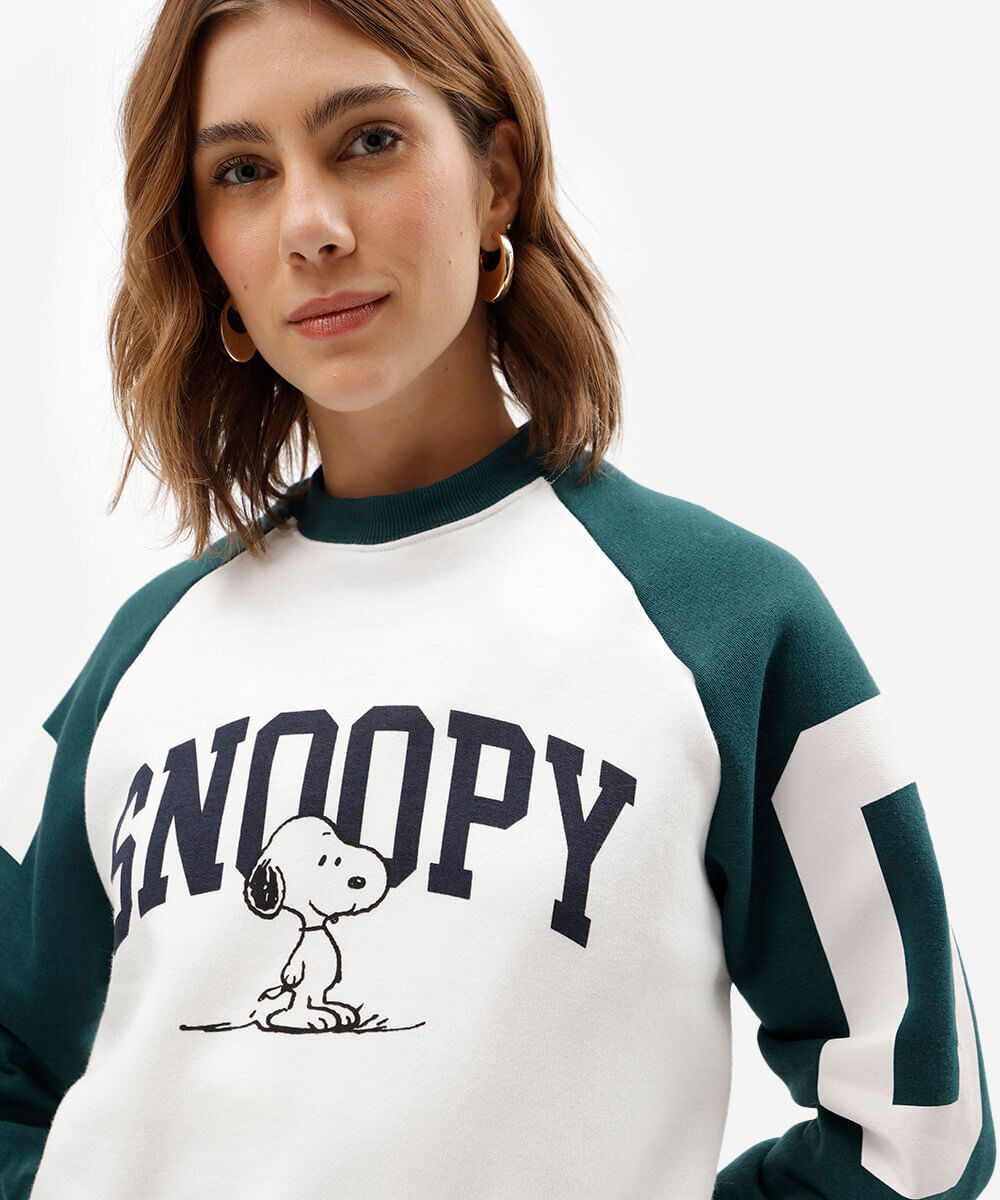 blusão feminino de moletom raglan snoopy off white