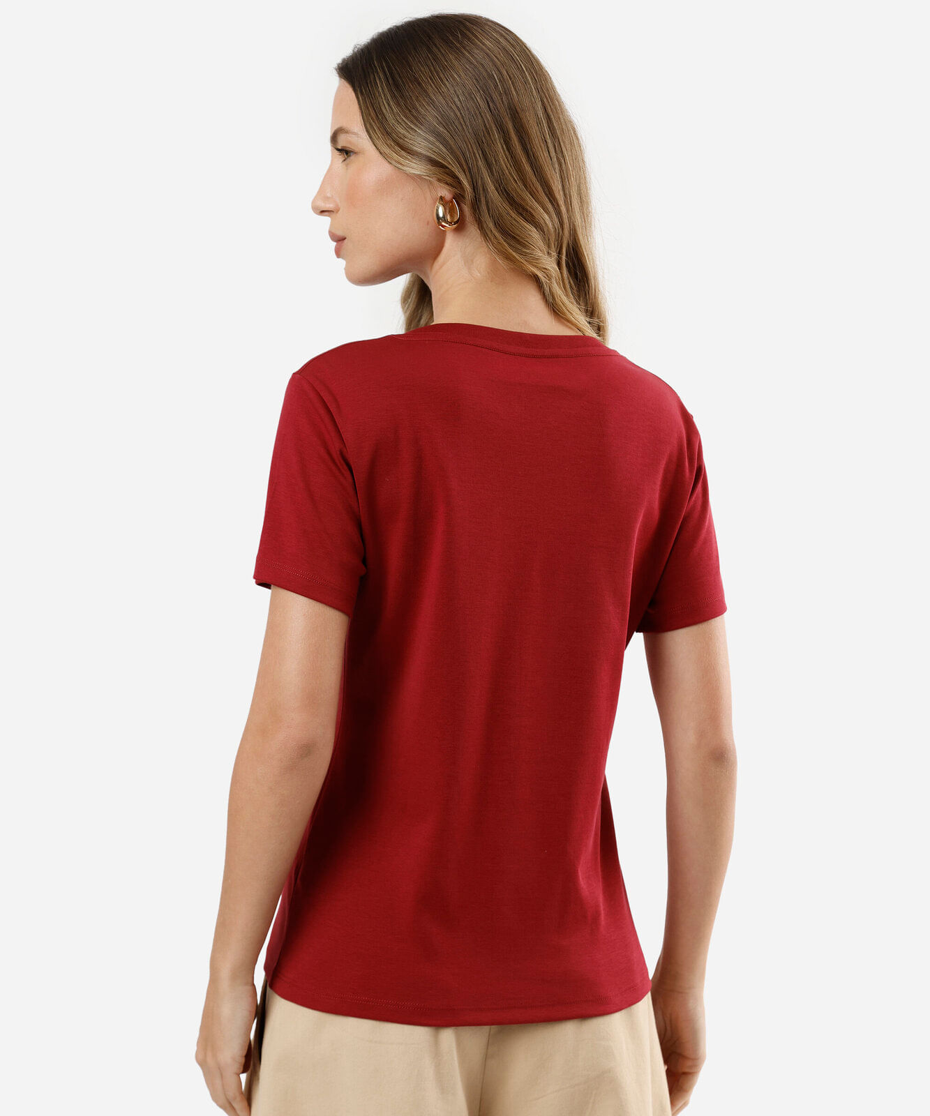 camiseta slim feminina de algodão peruano decote v manga curta vermelha