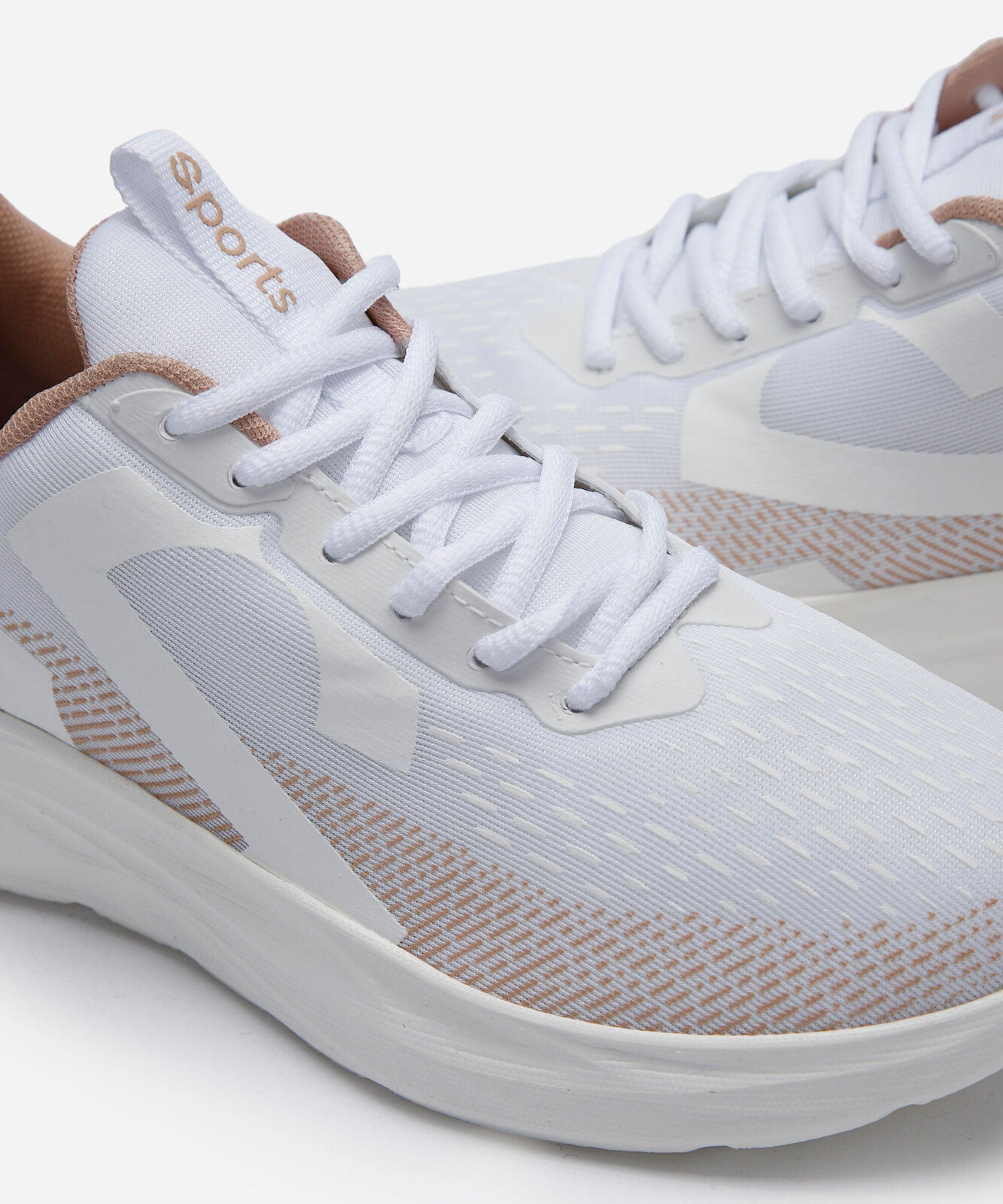 tênis casual esportivo off white