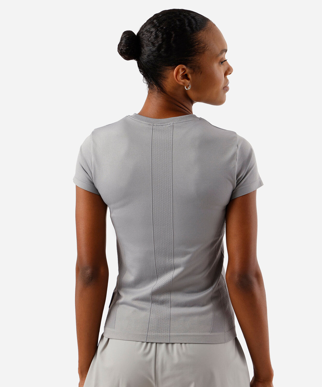 camiseta esportiva feminina de poliamida sem costura cinza
