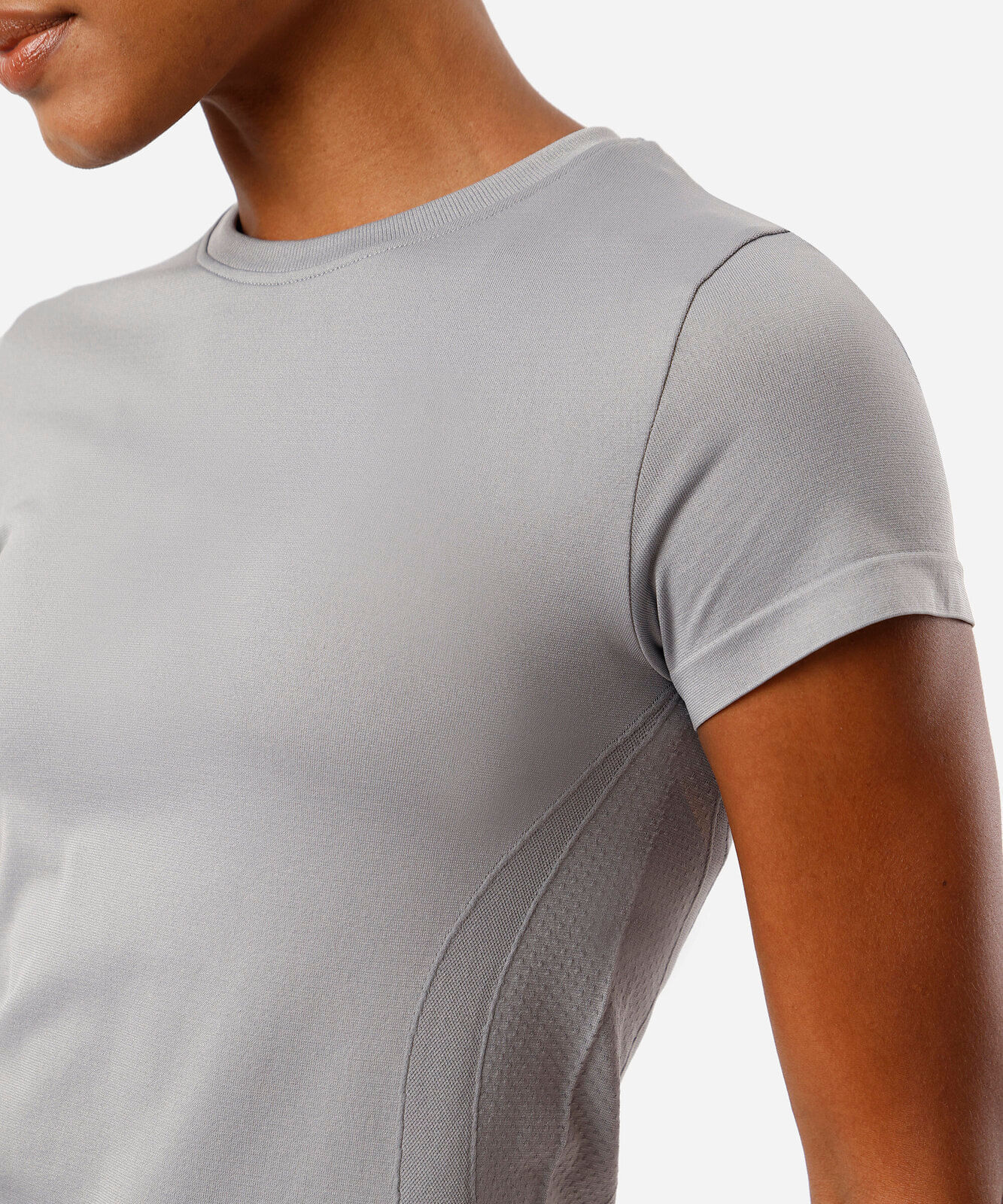 camiseta esportiva feminina de poliamida sem costura cinza
