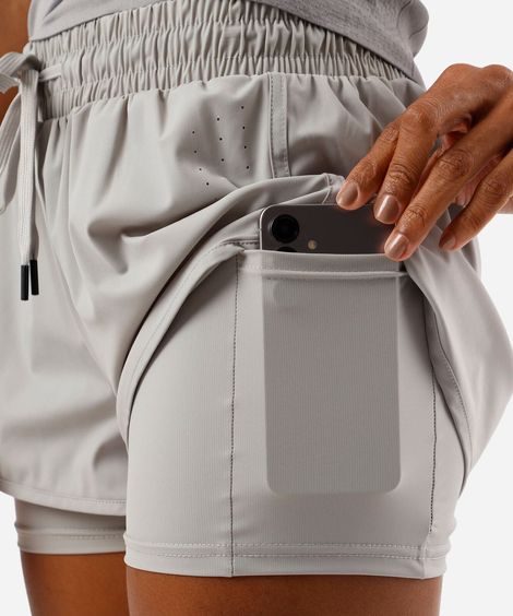 short esportivos feminino com bermuda esportiva interna cinza