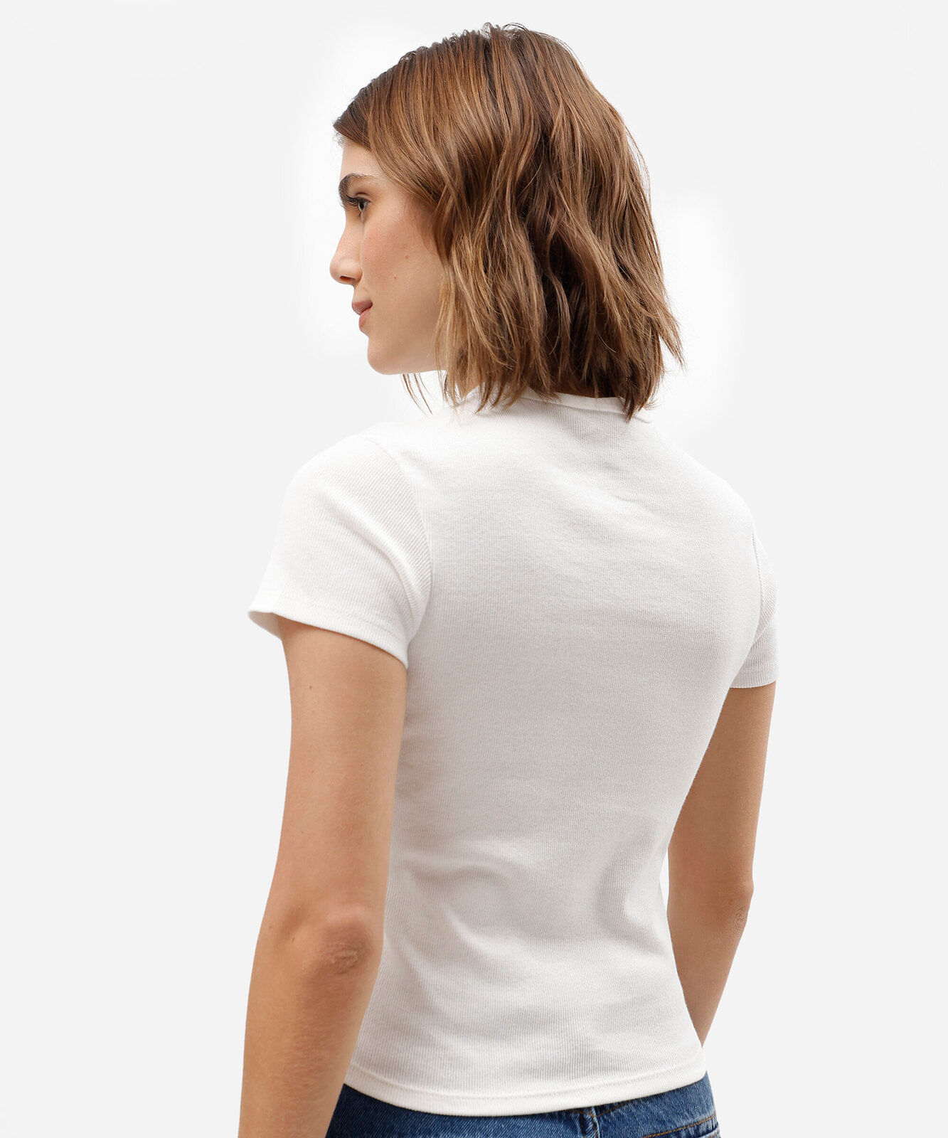 blusa baby look feminina de algodão manga curta snoopy off white