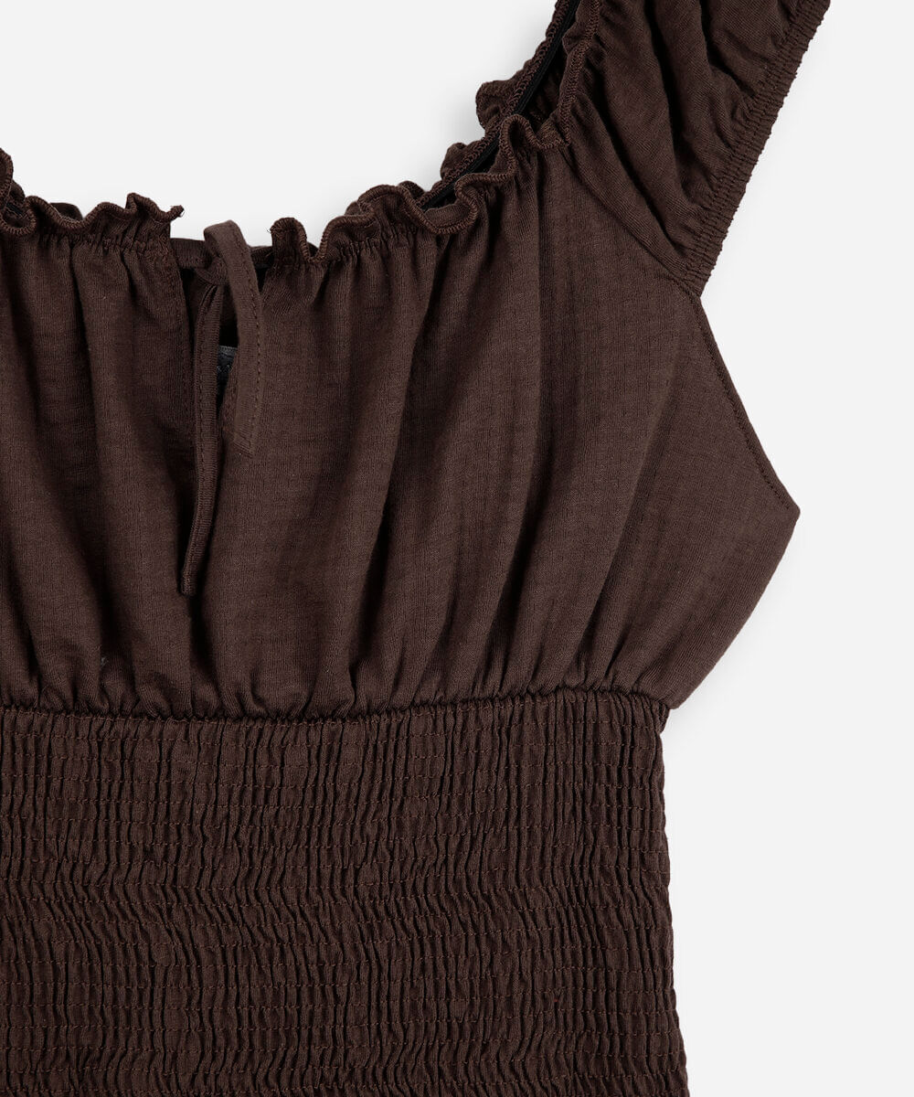 vestido curto juvenil de algodão franzido marrom
