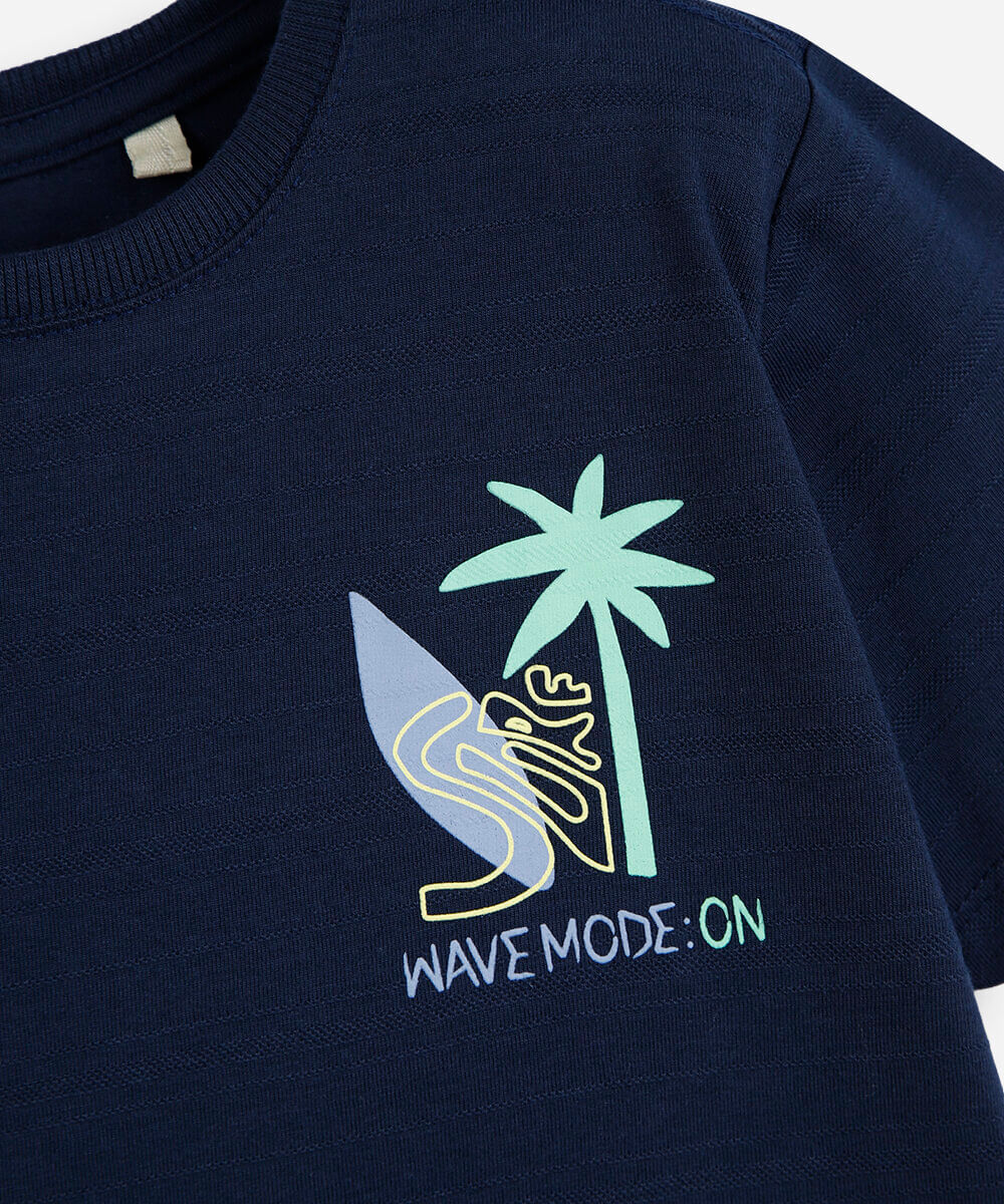 camiseta infantil com algodão manga curta estampada azul