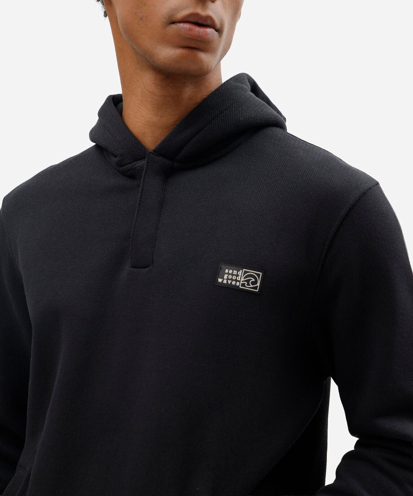 blusão masculino com capuz e bolso preto