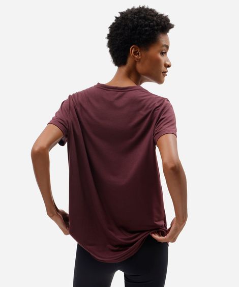 camiseta esportiva feminina manga curta estampada vinho