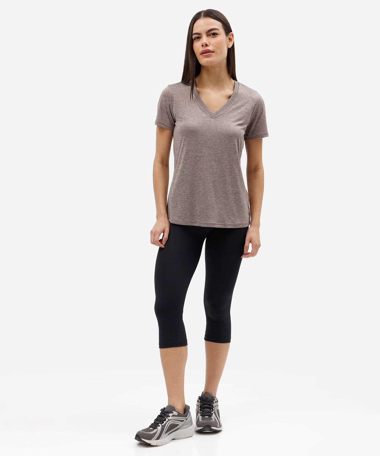 blusa esportiva feminina decote v manga curta marrom