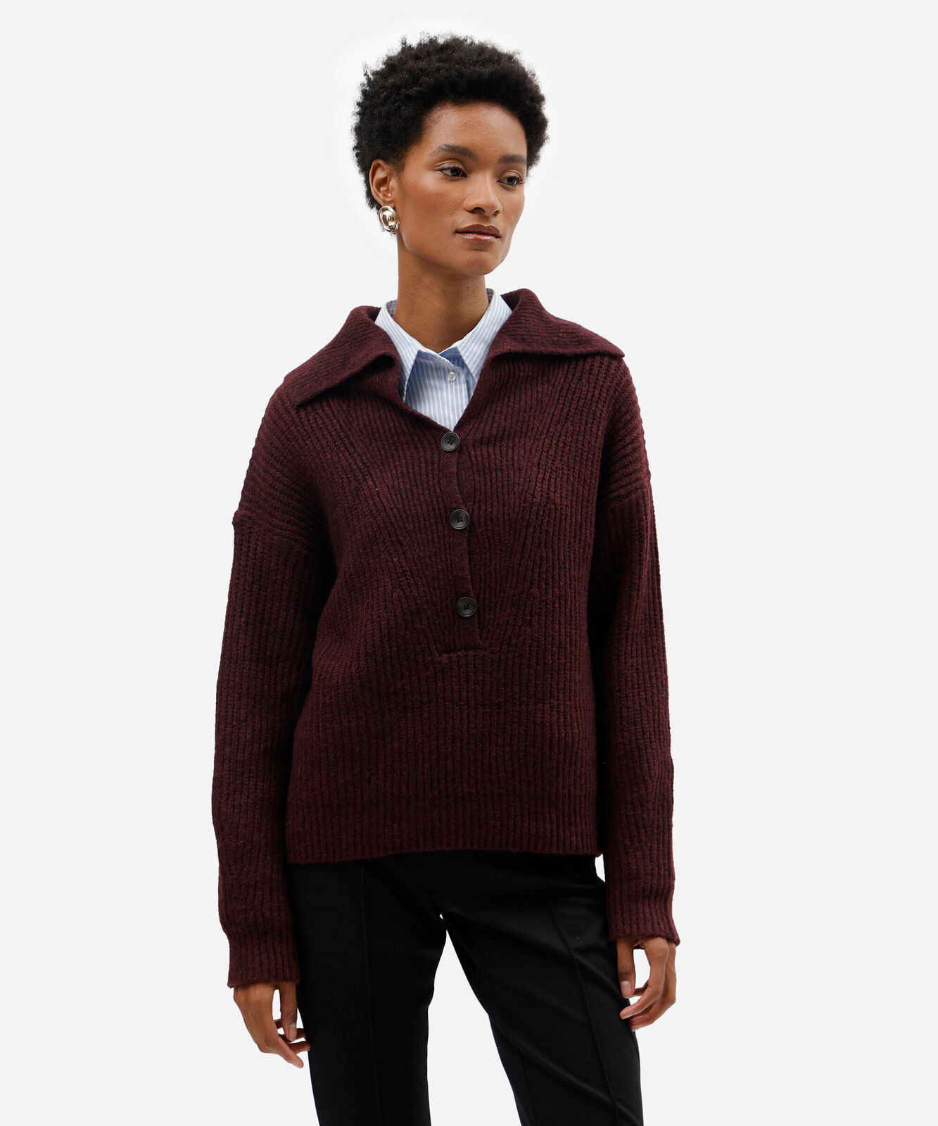 suéter feminino de tricot com gola canelado vinho