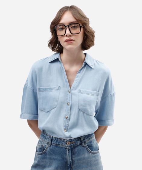 camisa box feminina jeans manga curta com bolsos azul