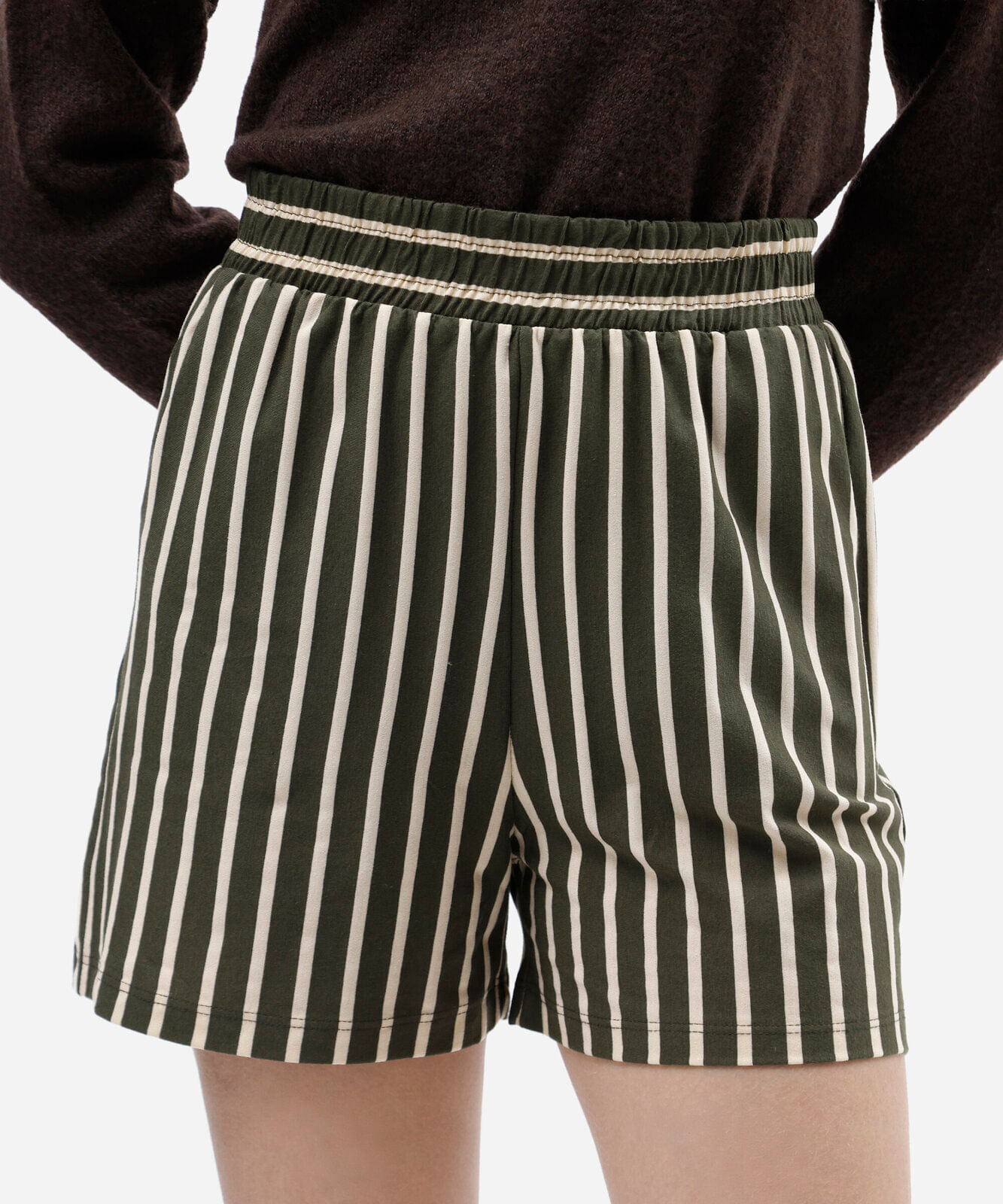 short feminino com algodão cós elástico listrado verde