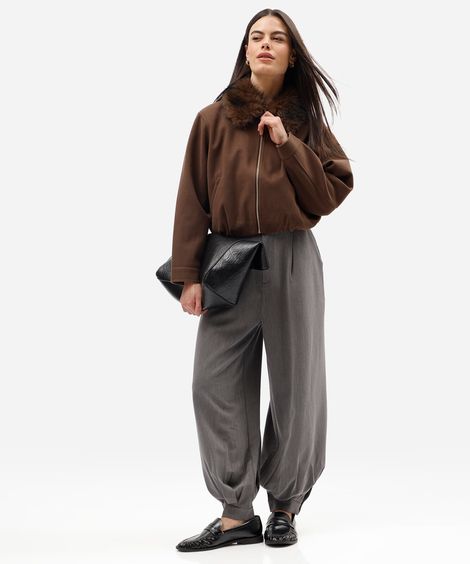 jaqueta bomber feminina gola de pelúcia texturizada marrom