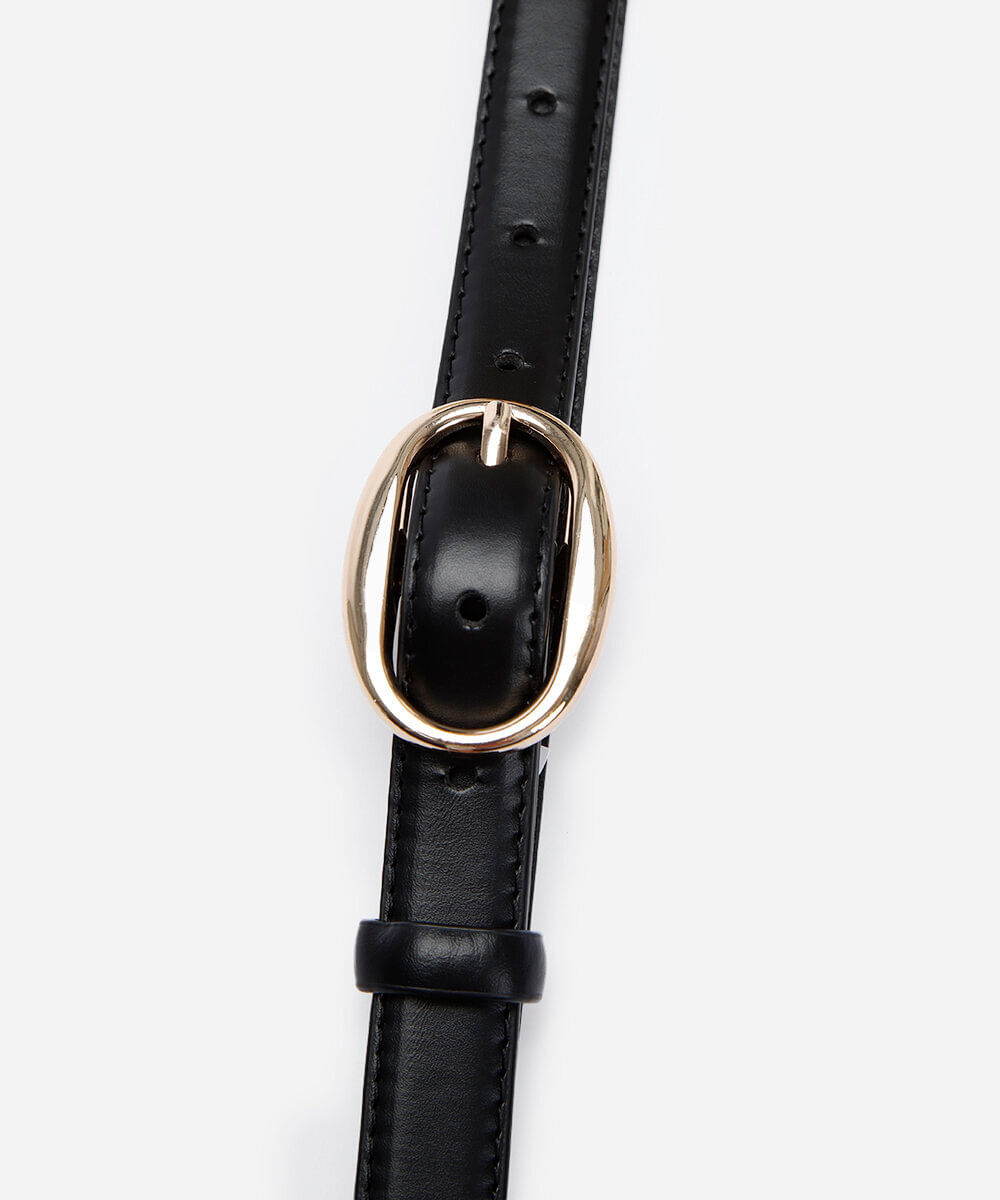 cinto fino com fivela oval preto