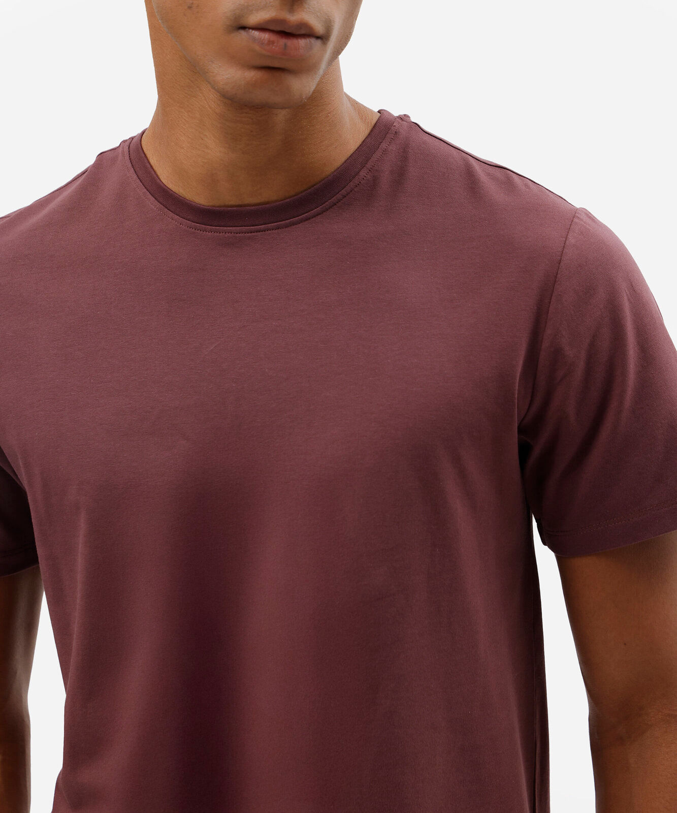 camiseta slim masculina de algodão vinho