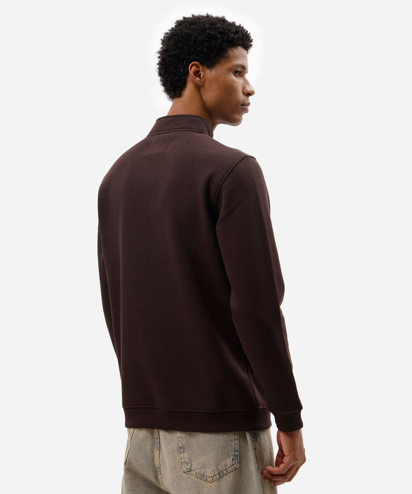 blusão masculino de moletom gola alta com zíper estampado marrom