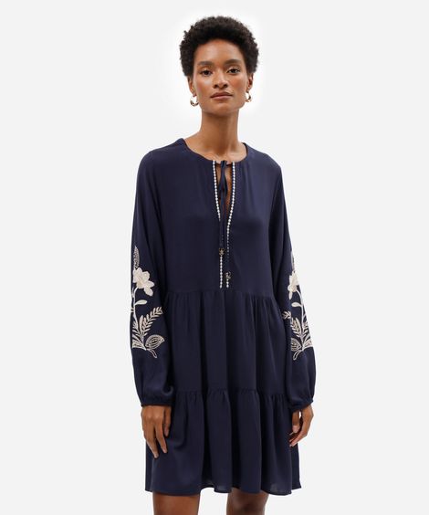 vestido bata curto feminino com recorte e bordado floral azul