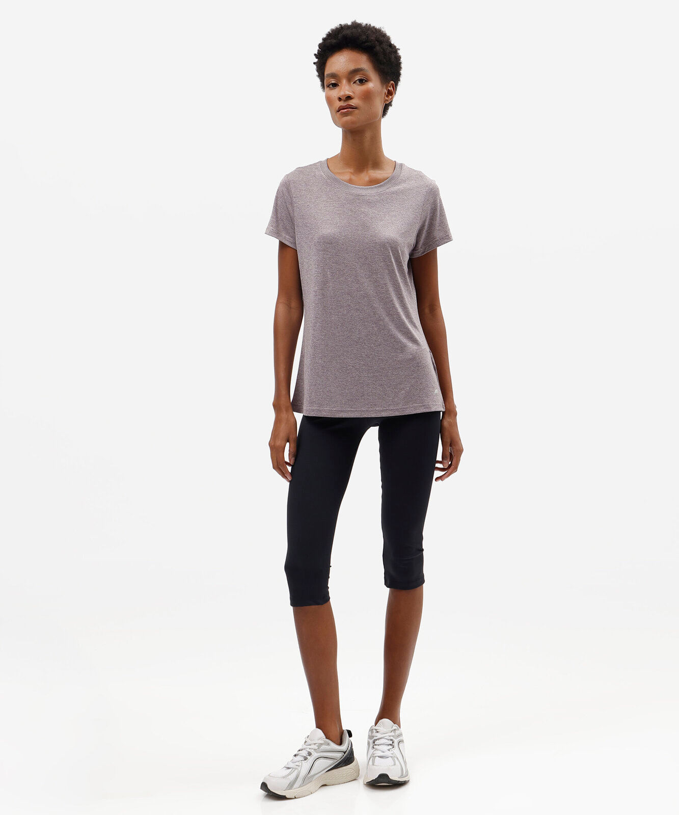 blusa esportiva manga curta roxa