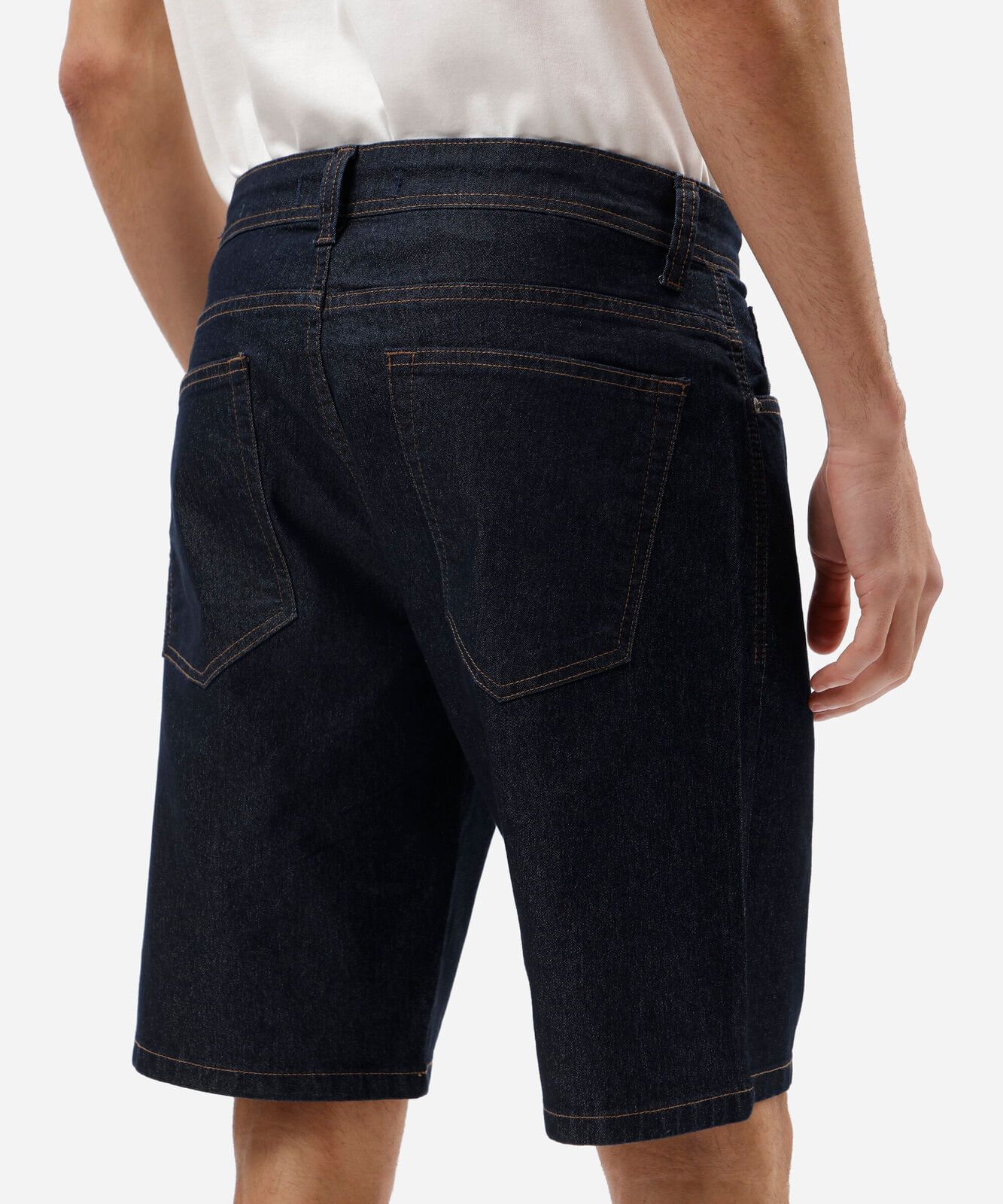 bermuda jeans reta azul escuro