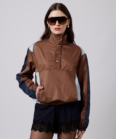 jaqueta anorak feminina gola funnel neck com recortes mindset marrom