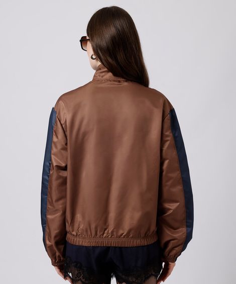 jaqueta anorak feminina gola funnel neck com recortes mindset marrom