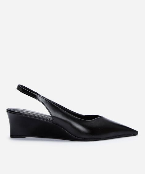 scarpin slingback anabela baixo preto