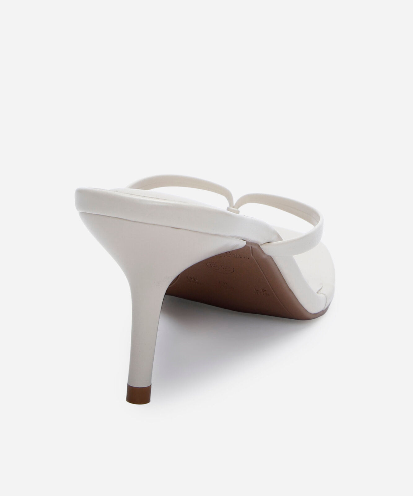 tamanco bico quadrado salto fino off white