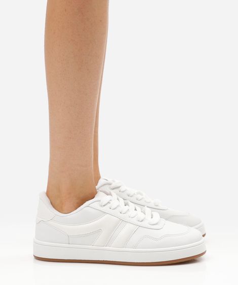 tênis casual com recortes branco