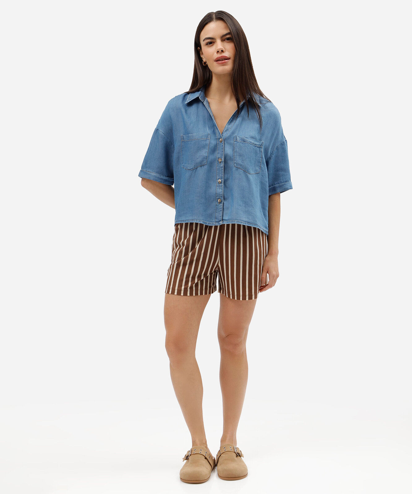 camisa box feminina jeans manga curta com bolsos azul