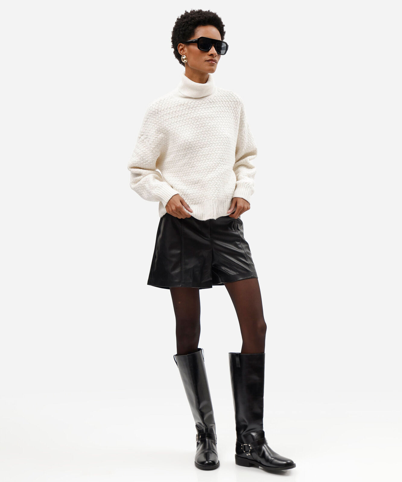 suéter feminino de tricot gola alta manga bufante texturizado off white