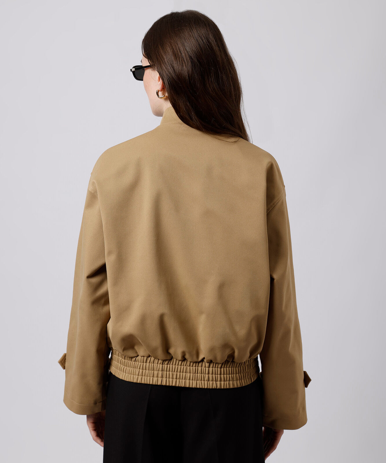 jaqueta trench coat feminina gola alta mindset bege