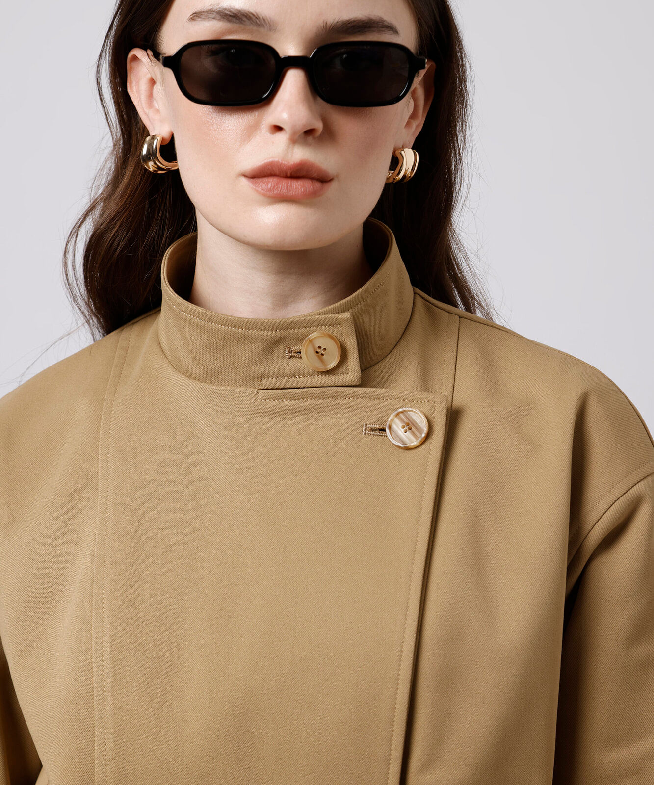 jaqueta trench coat feminina gola alta mindset bege