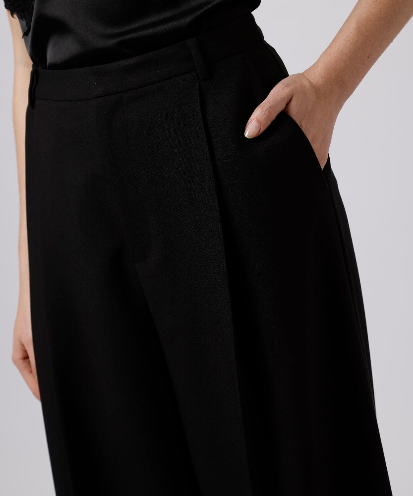 calça wide leg de alfaiataria feminina com pregas mindset preta