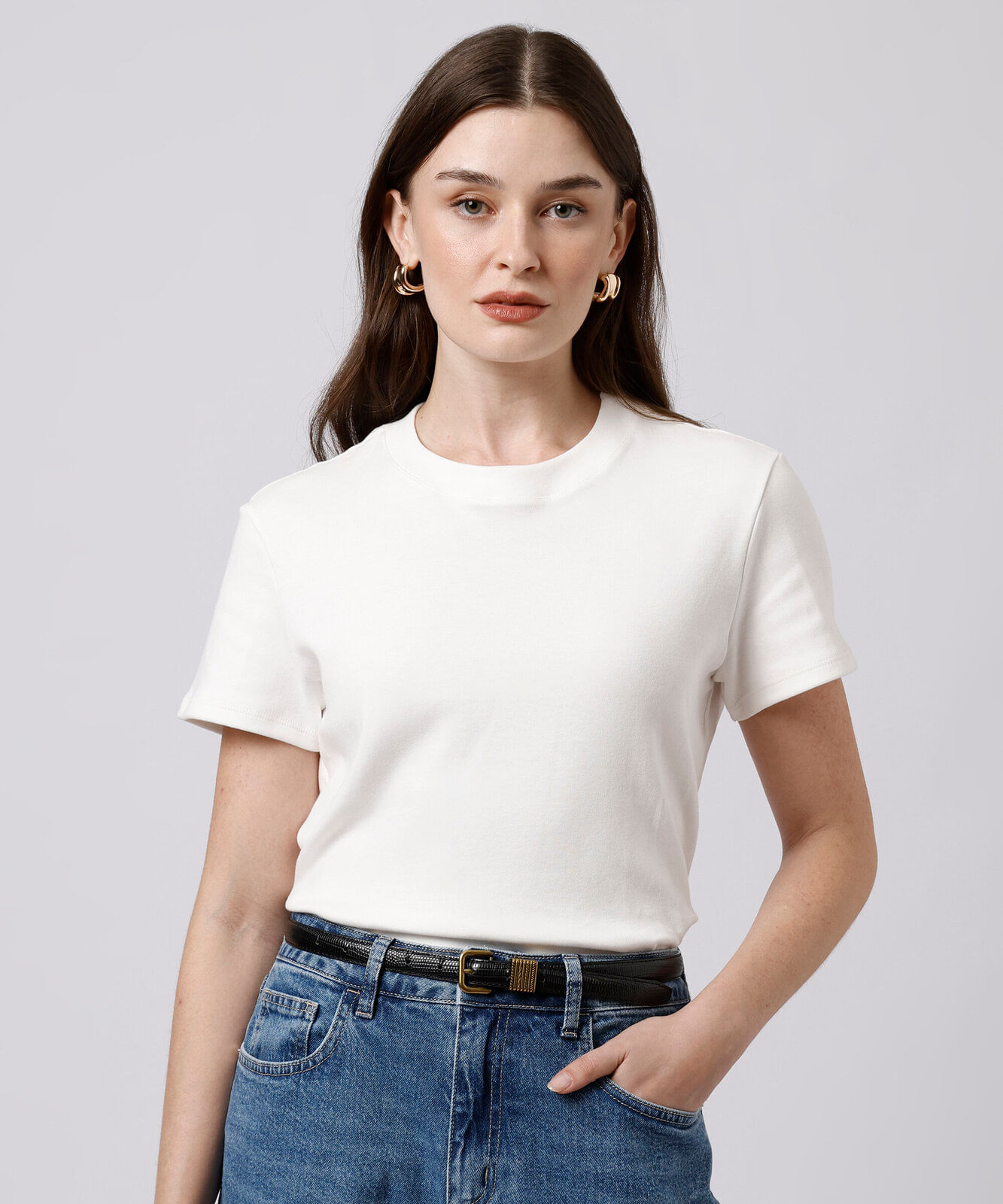camiseta slim fit feminina de algodão peruano manga curta mindset off white