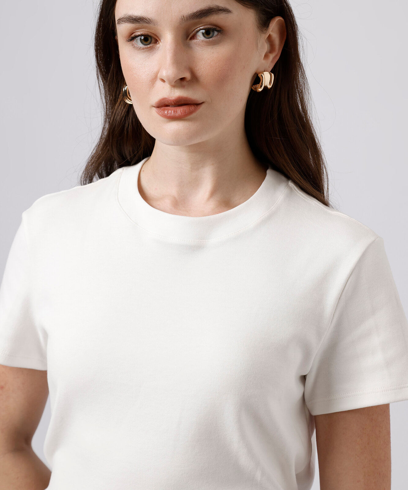 camiseta slim fit feminina de algodão peruano manga curta mindset off white