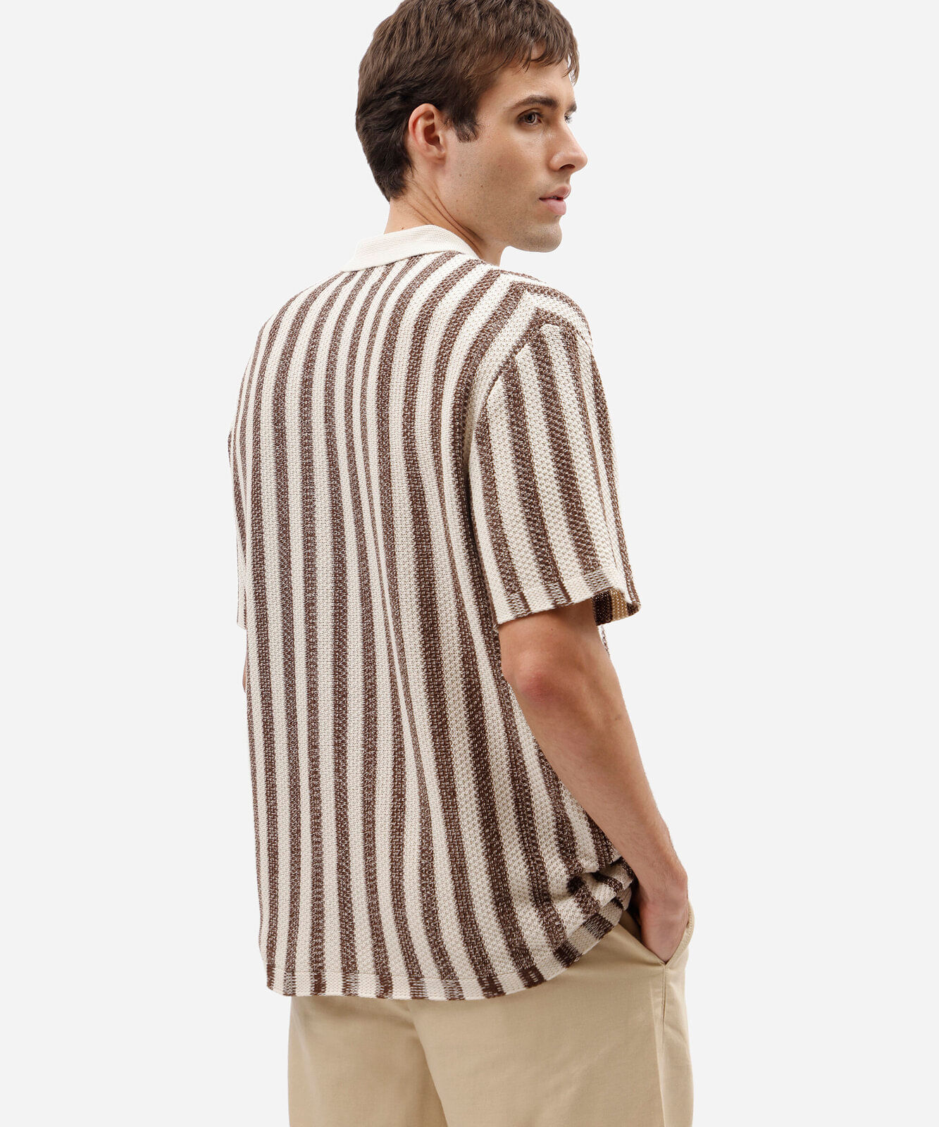 camisa masculina de tricot manga curta listrada marrom