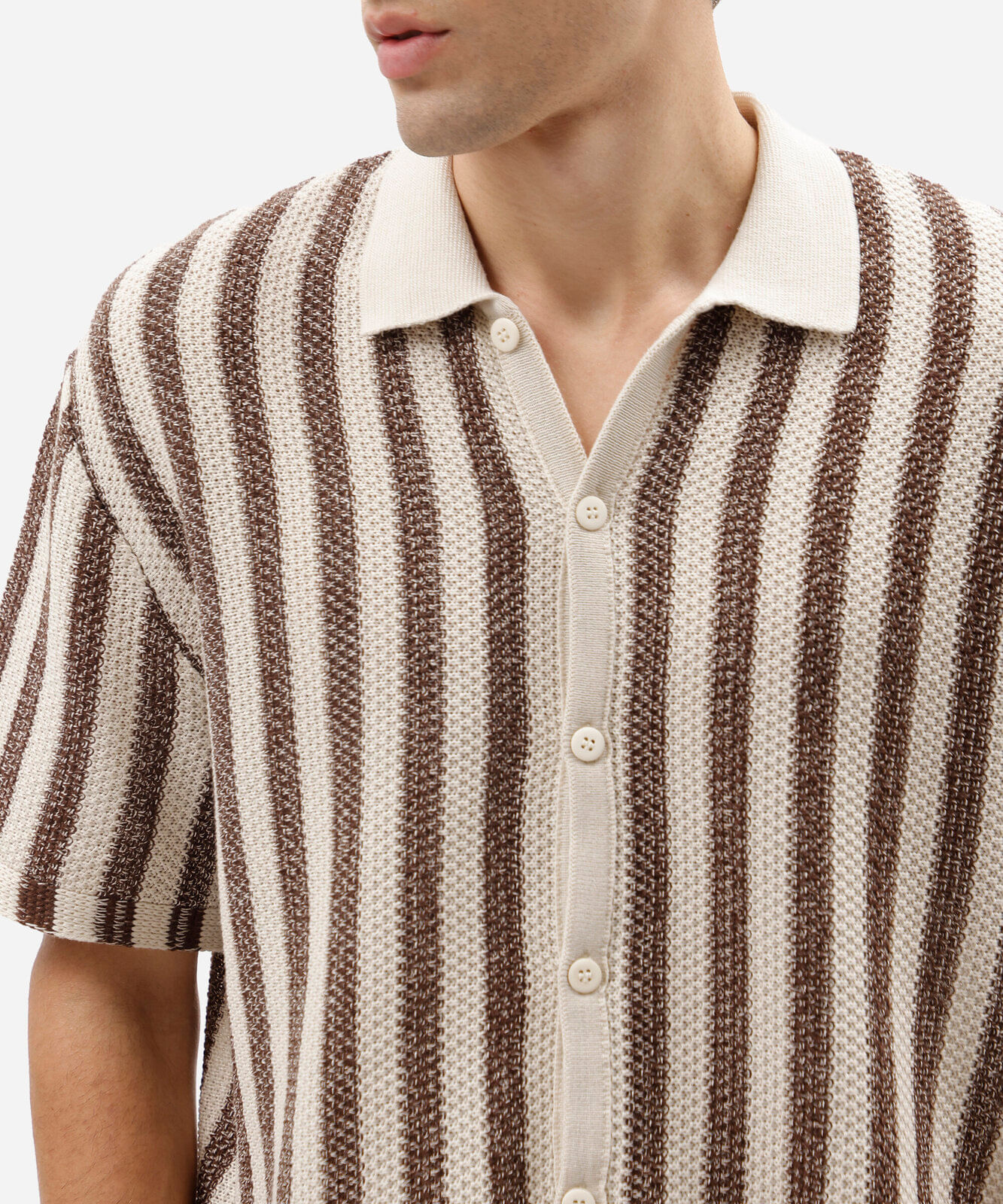 camisa masculina de tricot manga curta listrada marrom