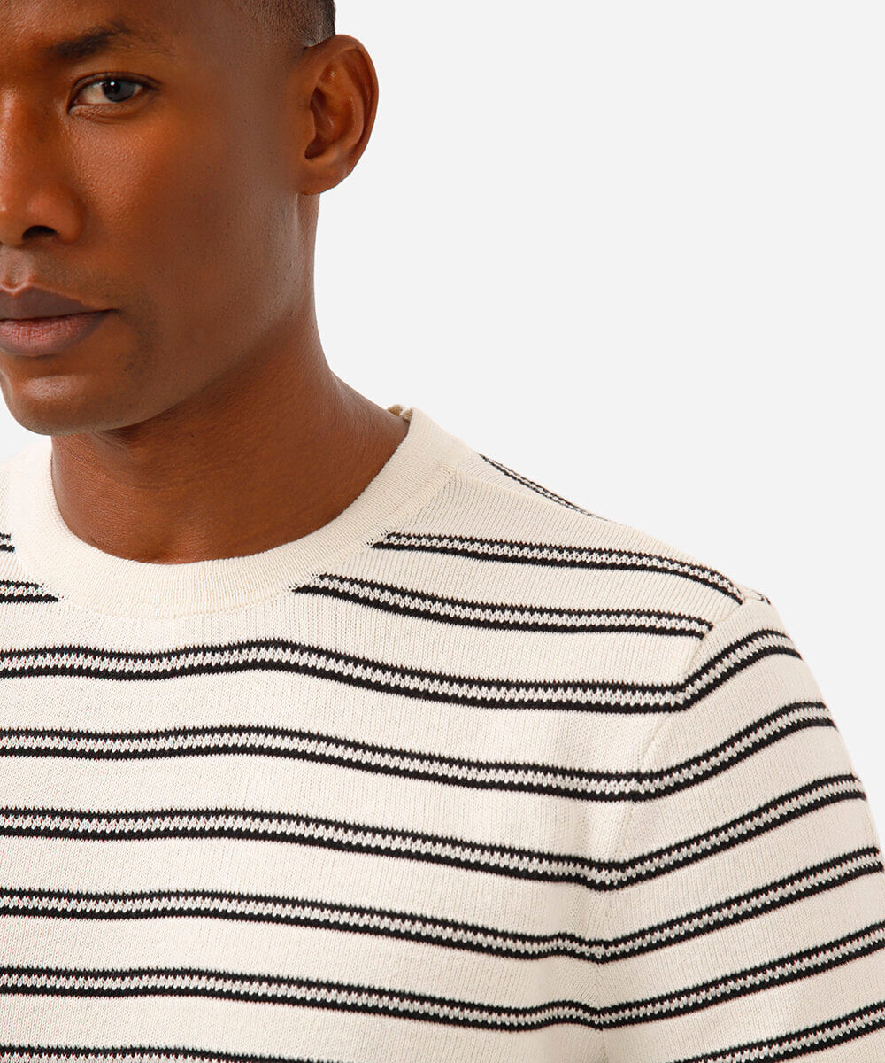 camiseta comfort de tricot manga curta listrada - off white
