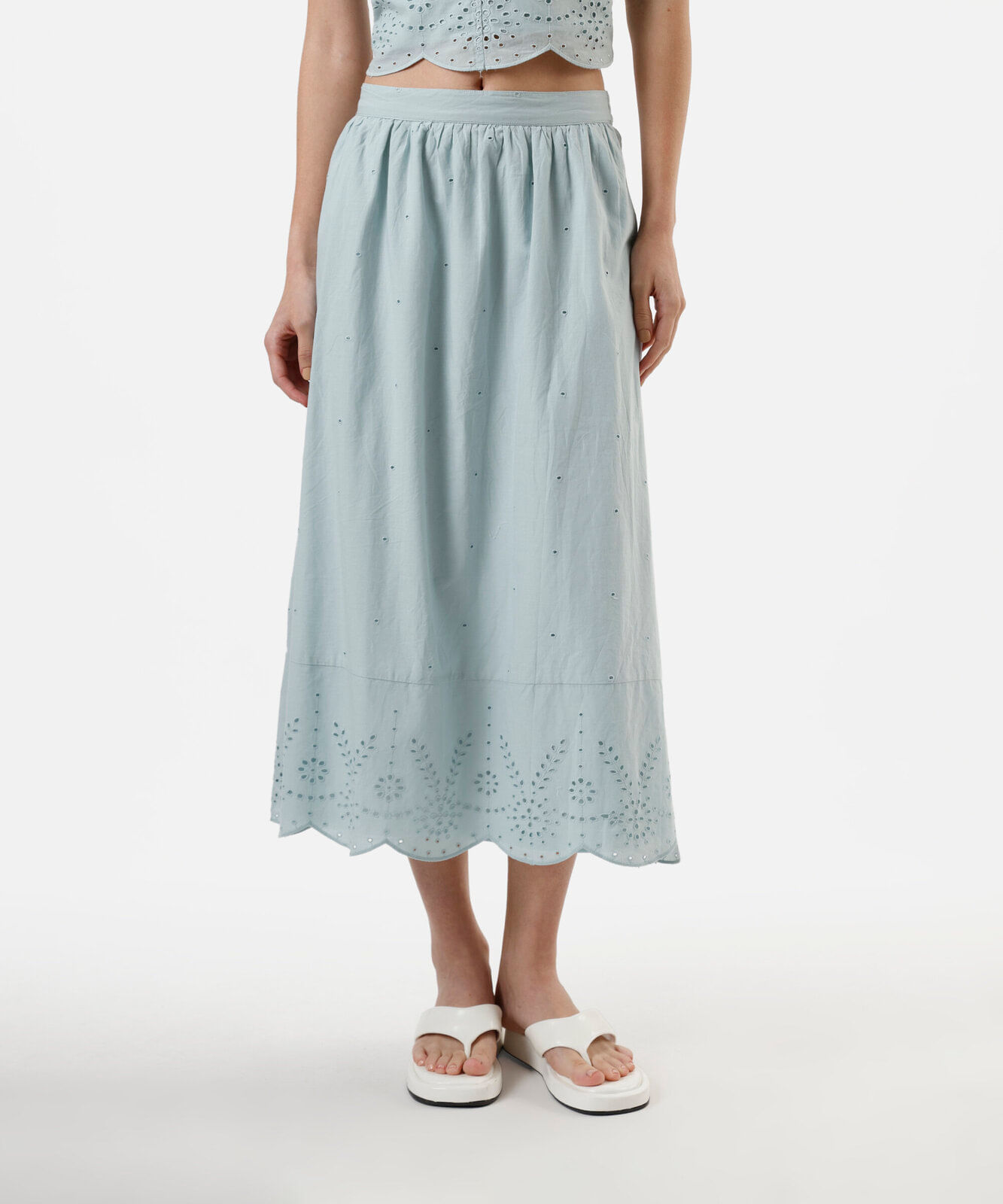saia feminina midi de laise com barrado azul