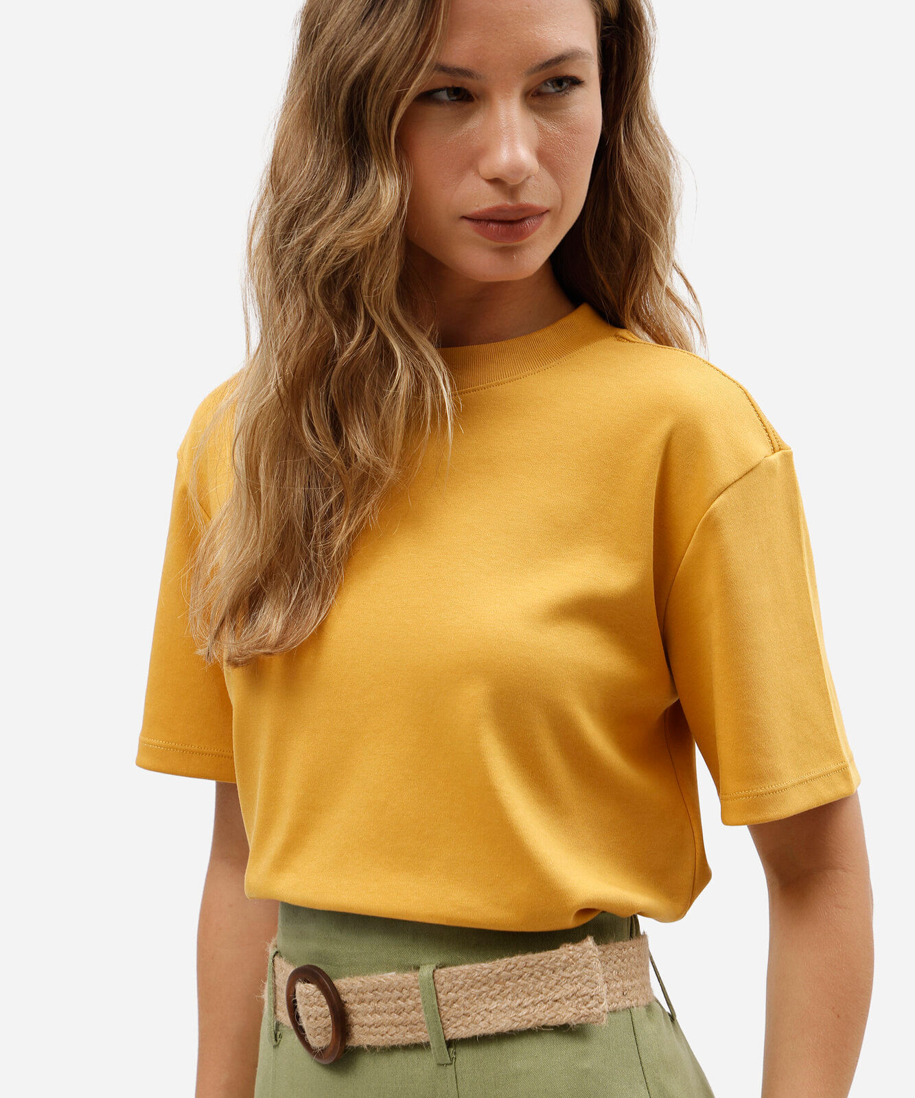 camiseta básica feminina de algodão peruano oversized com fendas amarela