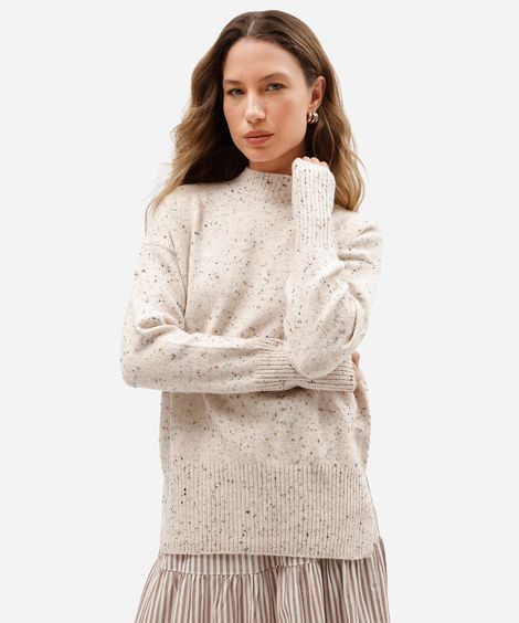 suéter feminino de tricot gola alta com fendas bege