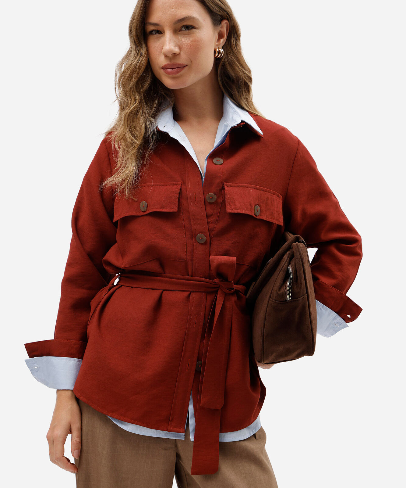 camisa feminina com viscose manga longa e amarração vinho
