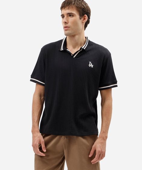 polo box fit masculina texturizada com bordado texturizada preta