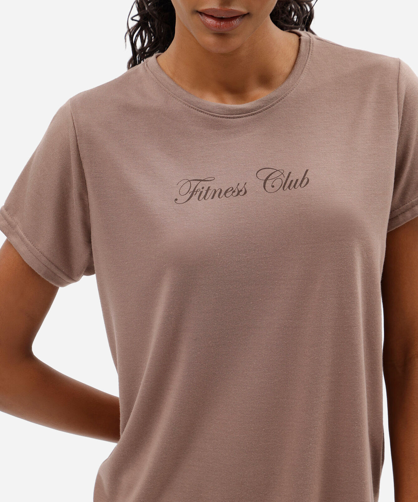 blusa esportiva feminina manga curta estampada marrom