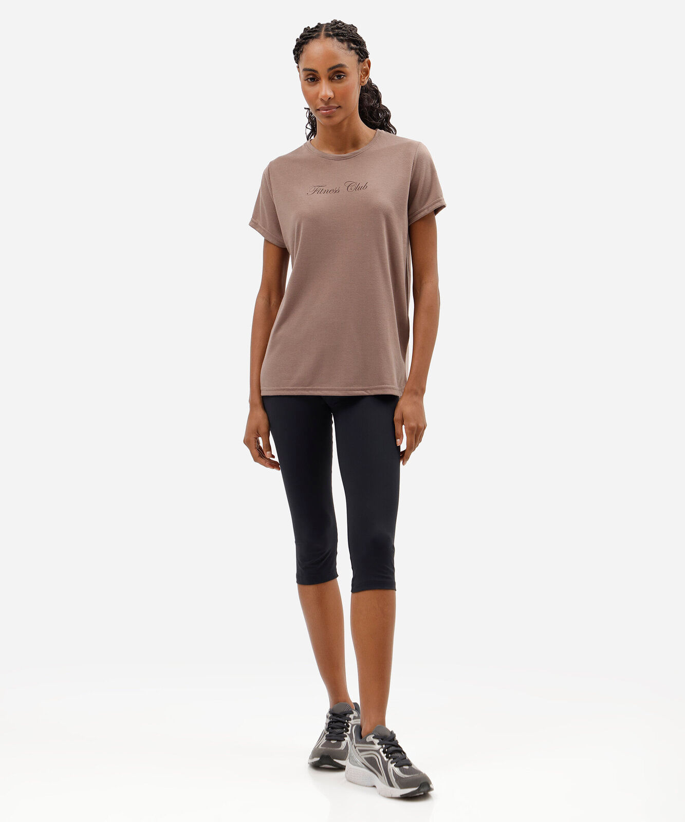 blusa esportiva feminina manga curta estampada marrom