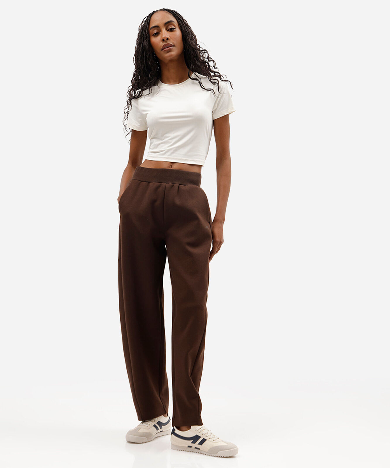 camiseta cropped feminina de poliamida esportiva com transpasse off white