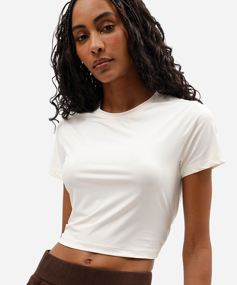 camiseta cropped feminina de poliamida esportiva com transpasse off white