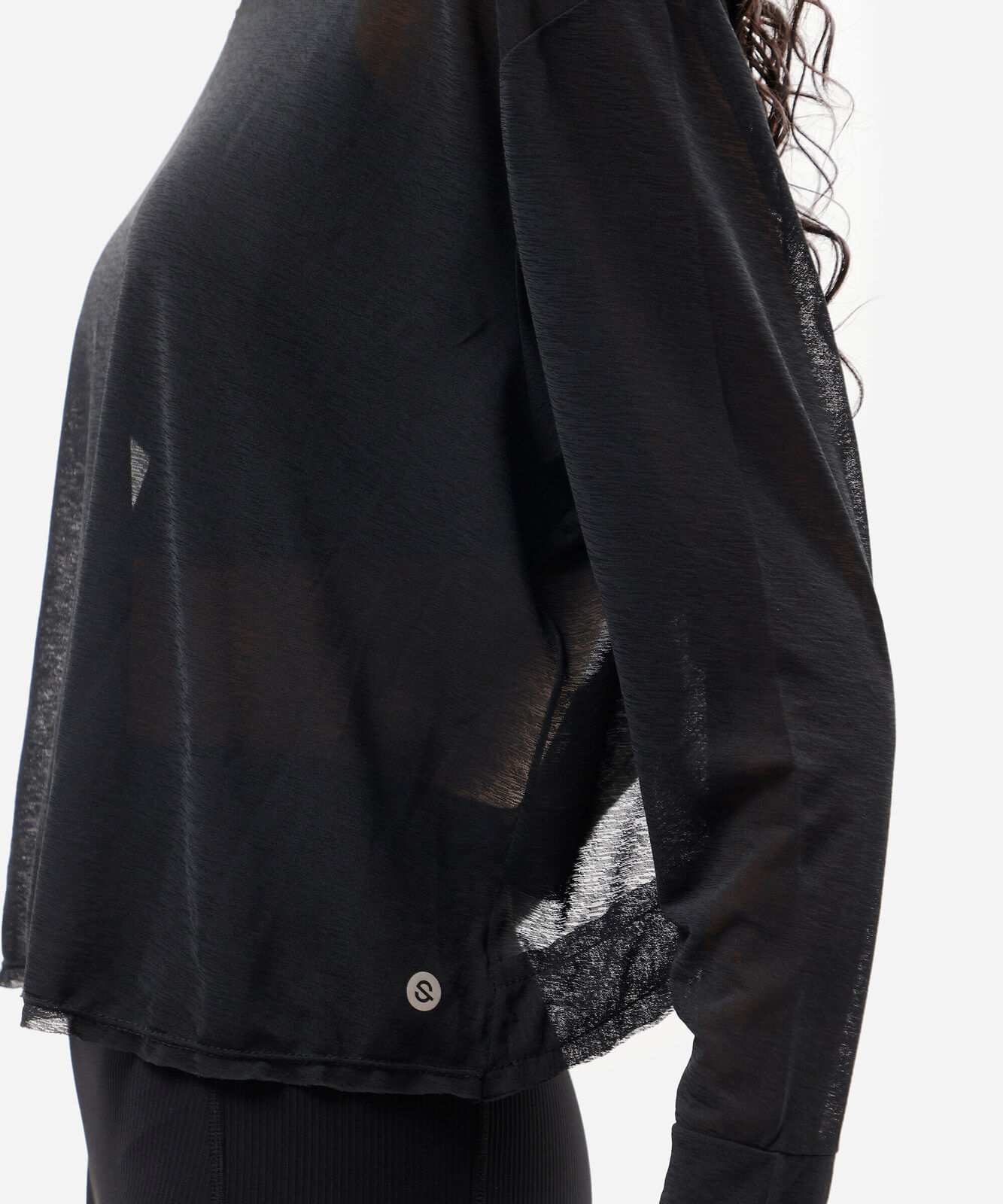 blusa esportiva feminina manga longa com recorte preta